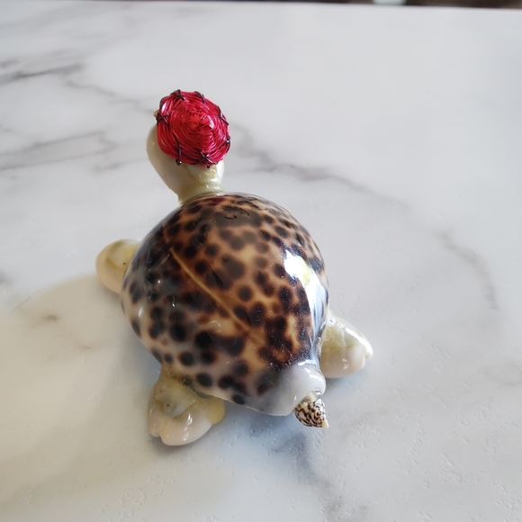 Tiny Sea Shell Turtle Figurine - Picture 10 of 14